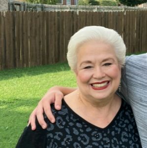 Meet your Posher, Charolette